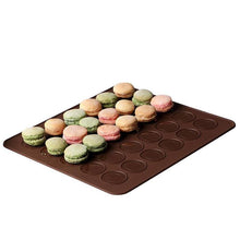 Load image into Gallery viewer, Très Délicieux - Macaron Mat 2 pcs set
